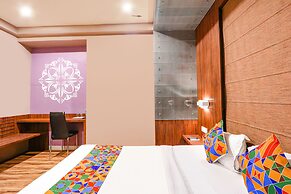 Fabhotel Arastu Plaza