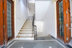 Fabhotel The Imperial Green