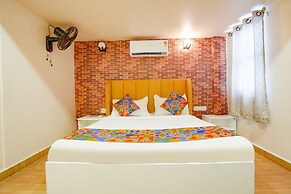 Fabhotel The Imperial Green