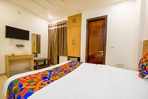 Fabhotel Silver Crown I