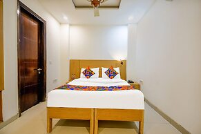 Fabhotel Silver Crown I