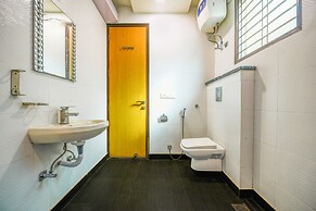 Fabhotel Silver Crown I