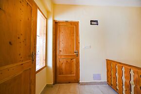 Fabhotel Cliff Heaven Cottage