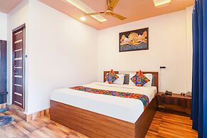 Fabhotel Roadside Inn