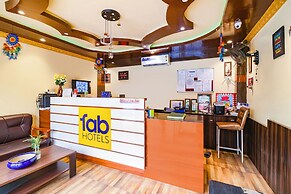 Fabhotel Roadside Inn