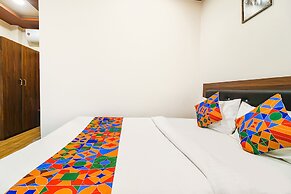 Fabhotel Roadside Inn