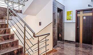 Fabhotel Marella Suites