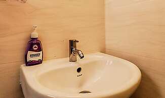 Fabhotel Marella Suites