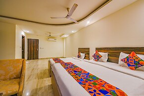 Fabhotel Laxmi Palace