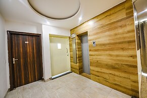 Fabhotel Laxmi Palace