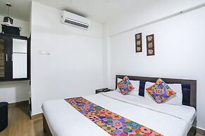 Fabhotel Leo