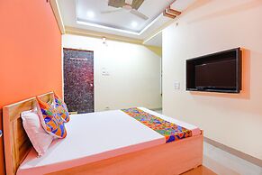 Fabexpress Prajakta Holiday Inn
