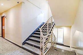 Fabhotel The Luxurie International