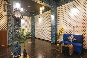 Fabhotel Dream Palace