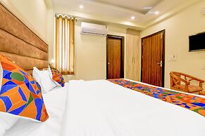 Fabhotel Pacific Inn