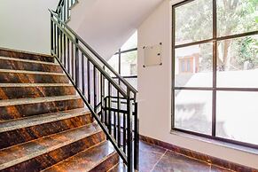 Fabhotel Pacific Inn