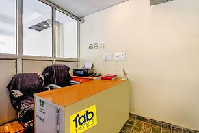 Fabhotel Pacific Inn