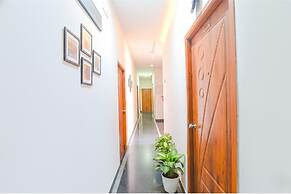 Fabhotel Vrj Residency
