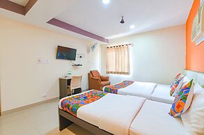 Fabhotel Vrj Residency