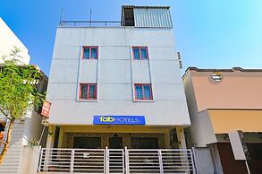 Fabhotel Vrj Residency
