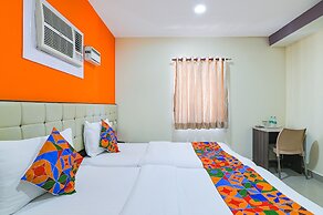 Fabhotel Vrj Residency