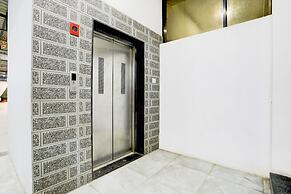 Fabhotel Maa Gayatri