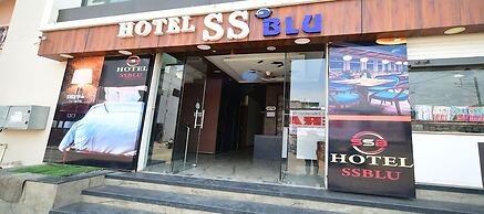 Fabhotel Ss Blue