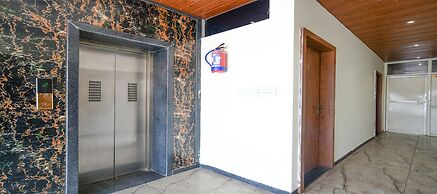 Fabhotel Ss Blue