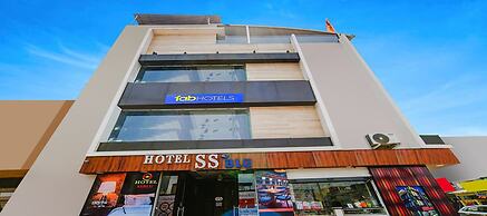 Fabhotel Ss Blue