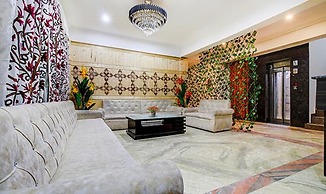 Fabhotel Prime Grand Ali