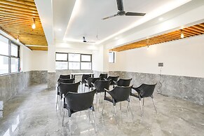 FabHotel Prestige Elite