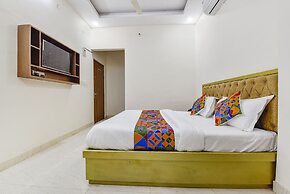 Fabhotel Golden Sakura