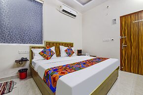 Fabhotel Golden Sakura