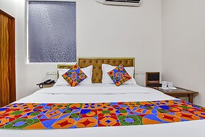 Fabhotel Golden Sakura