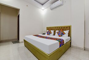 Fabhotel Golden Sakura