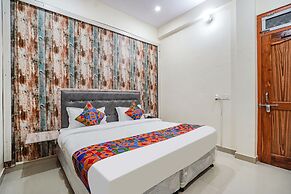 Fabhotel Siya Bihari