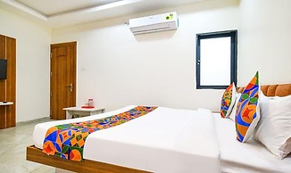 FabHotel Shree Nakoda Paradise
