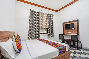 Fabhotel Shree Mahidev Palace