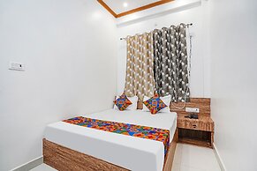 Fabhotel Shree Mahidev Palace