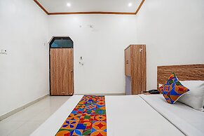 Fabhotel Shree Mahidev Palace