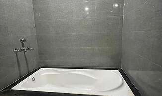 Fabhotel Kalawati Palace