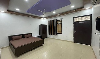 Fabhotel Kalawati Palace