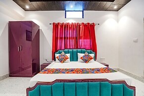 FabExpress Savitri Resort