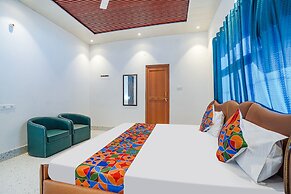 FabExpress Savitri Resort