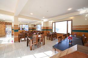 Fabhotel Paradise Guest House