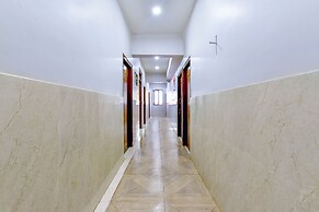 Fabhotel Ashirwad