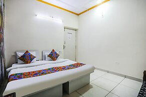 Fabexpress Grand Resort