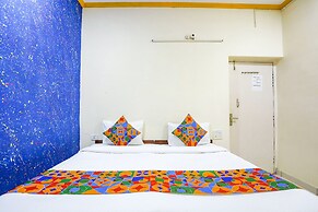 Fabexpress Grand Resort