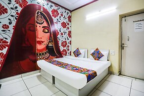 Fabexpress Grand Resort