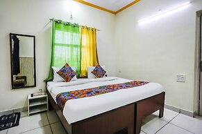 Fabexpress Grand Resort